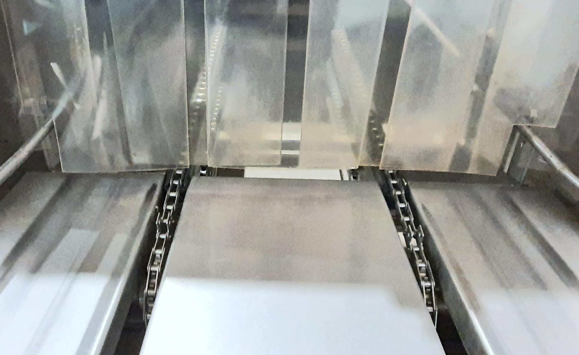 LAVADORA DE  CAJAS CRUSADER MODELO 600 miniatura 6