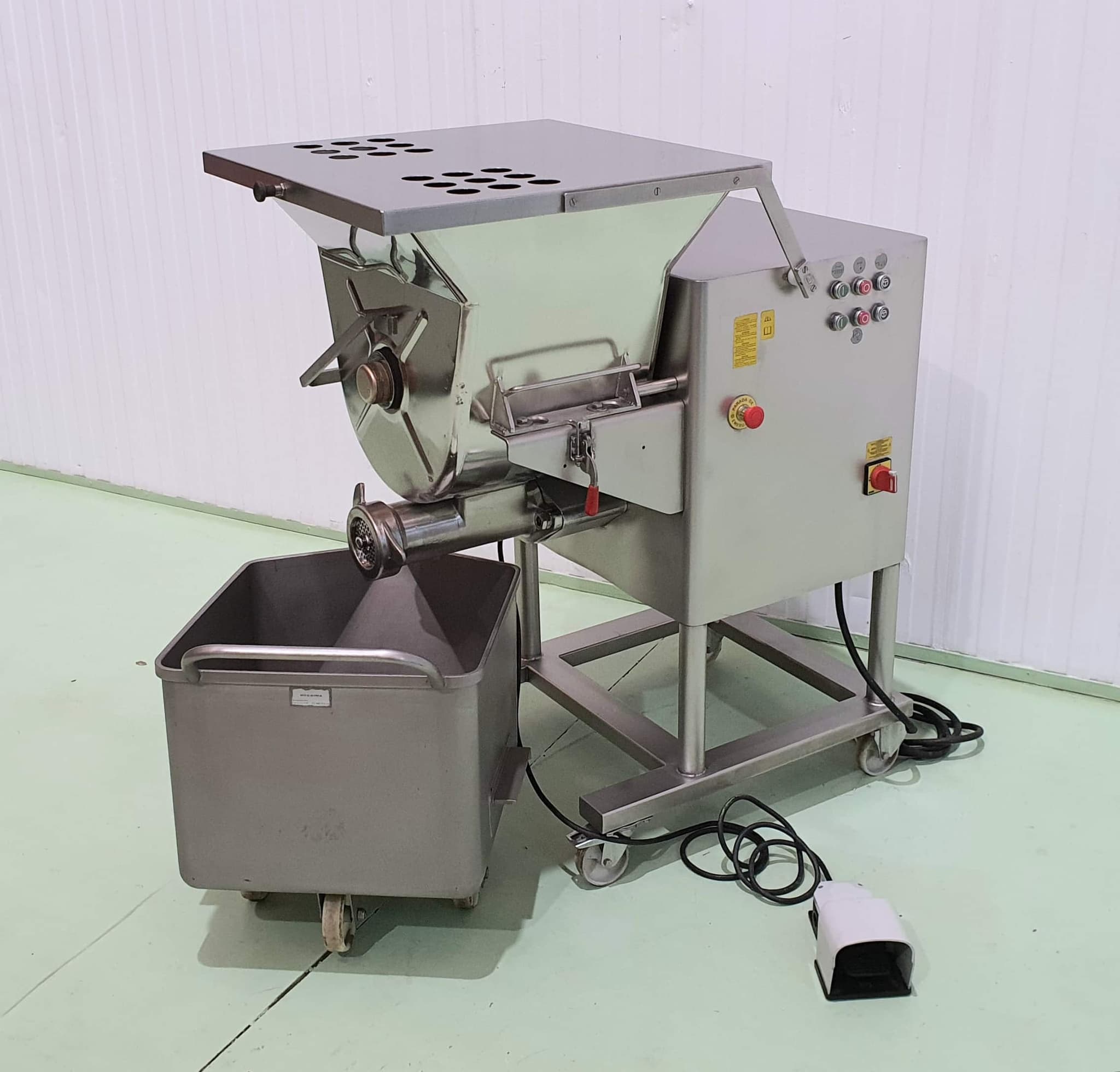 PICADORA AUTOMÁTICA LA MINERVA CE700S miniatura 5