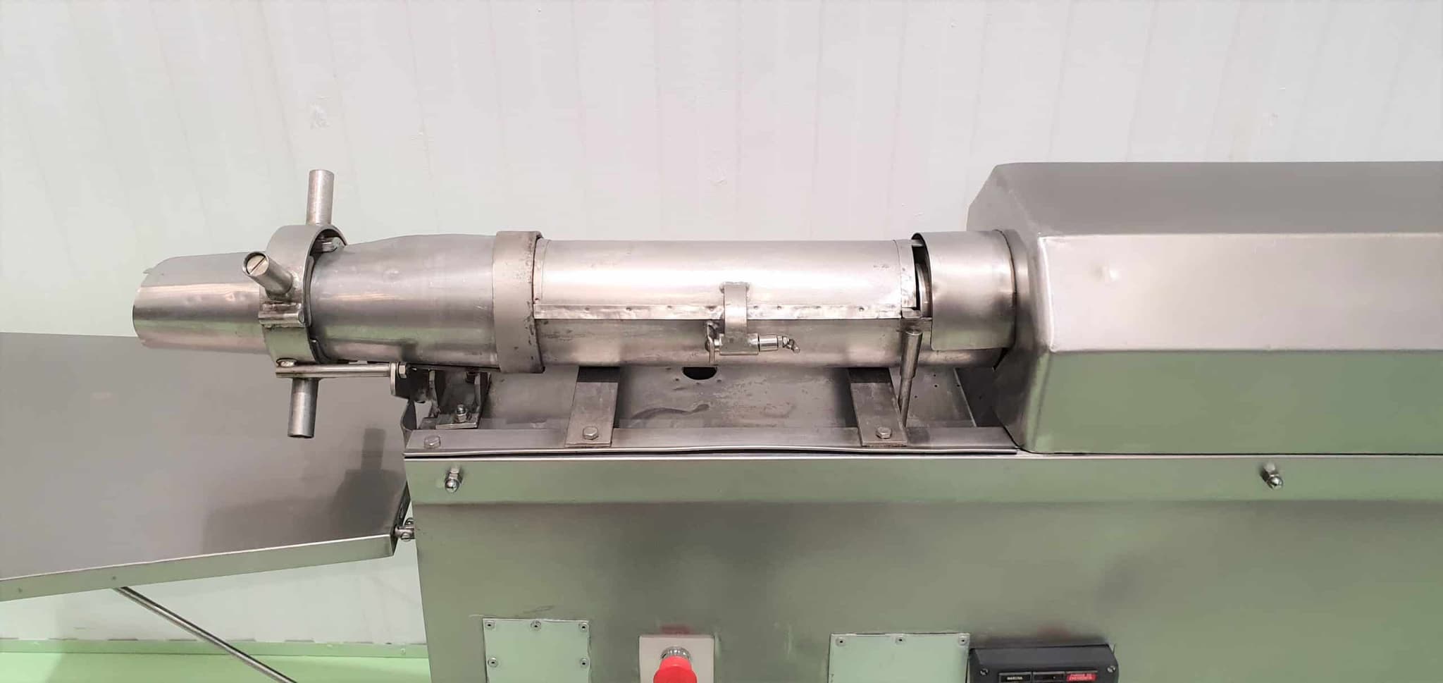 EMBUCHADORA ELÉCTRICA 112mm miniatura 3