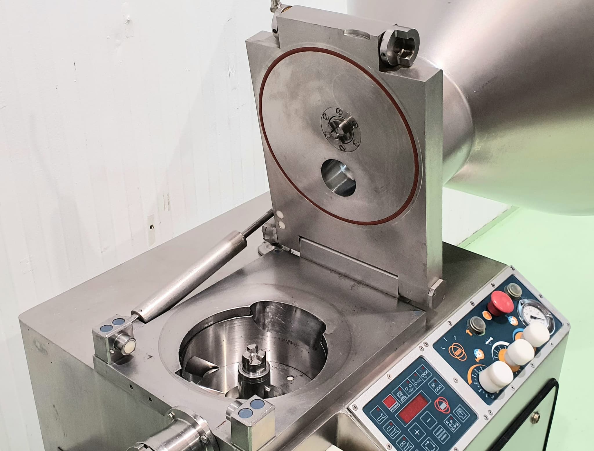 EMBUTIDORA CONTINUA RISCO RS-4000 miniatura 6