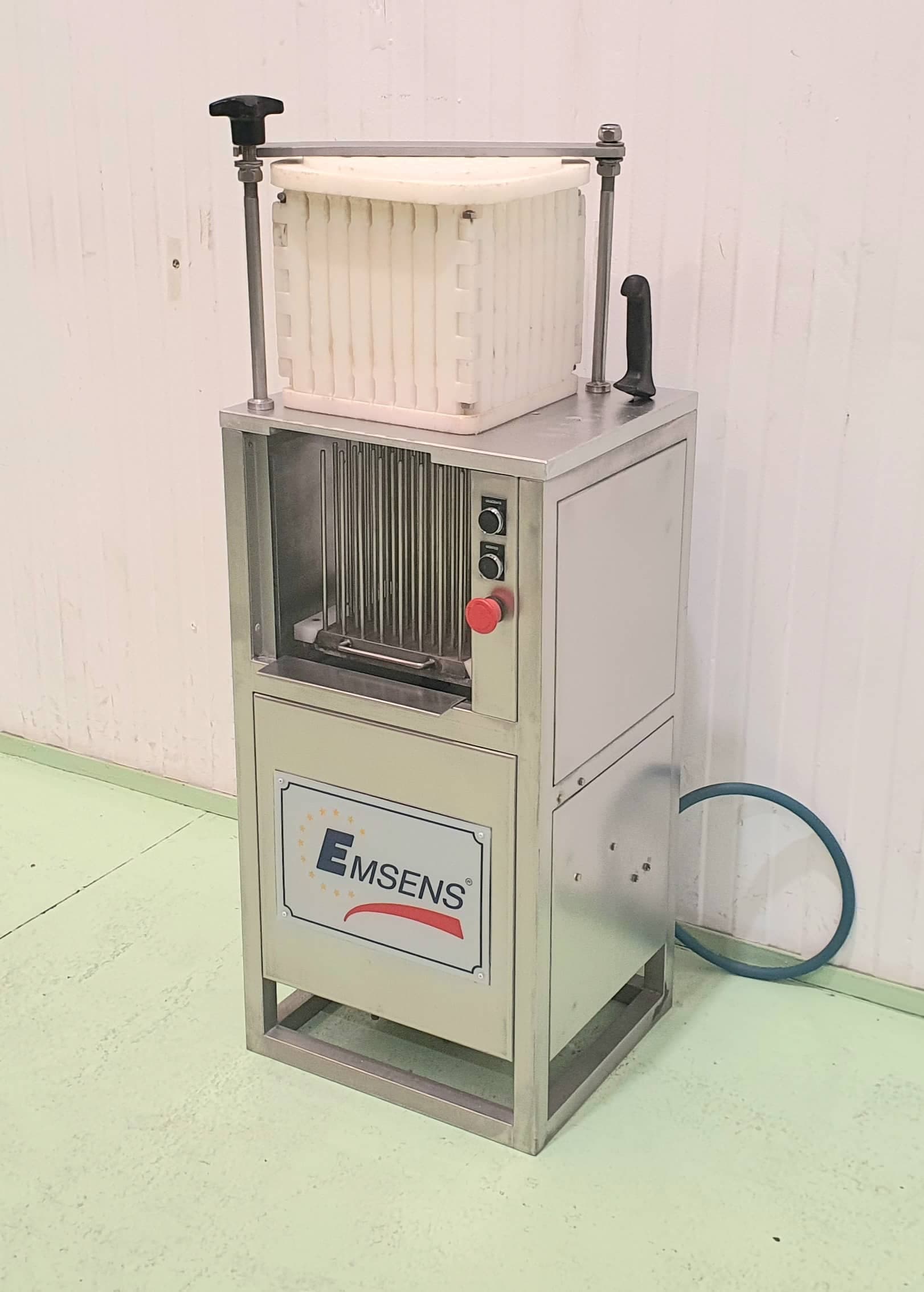 FORMADORA DE BROCHETAS EMSENS ESA miniatura 3