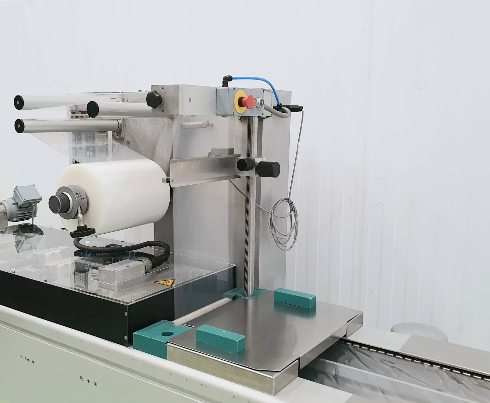 TERMOFORMADORA DIXIE DV2000 miniatura 6