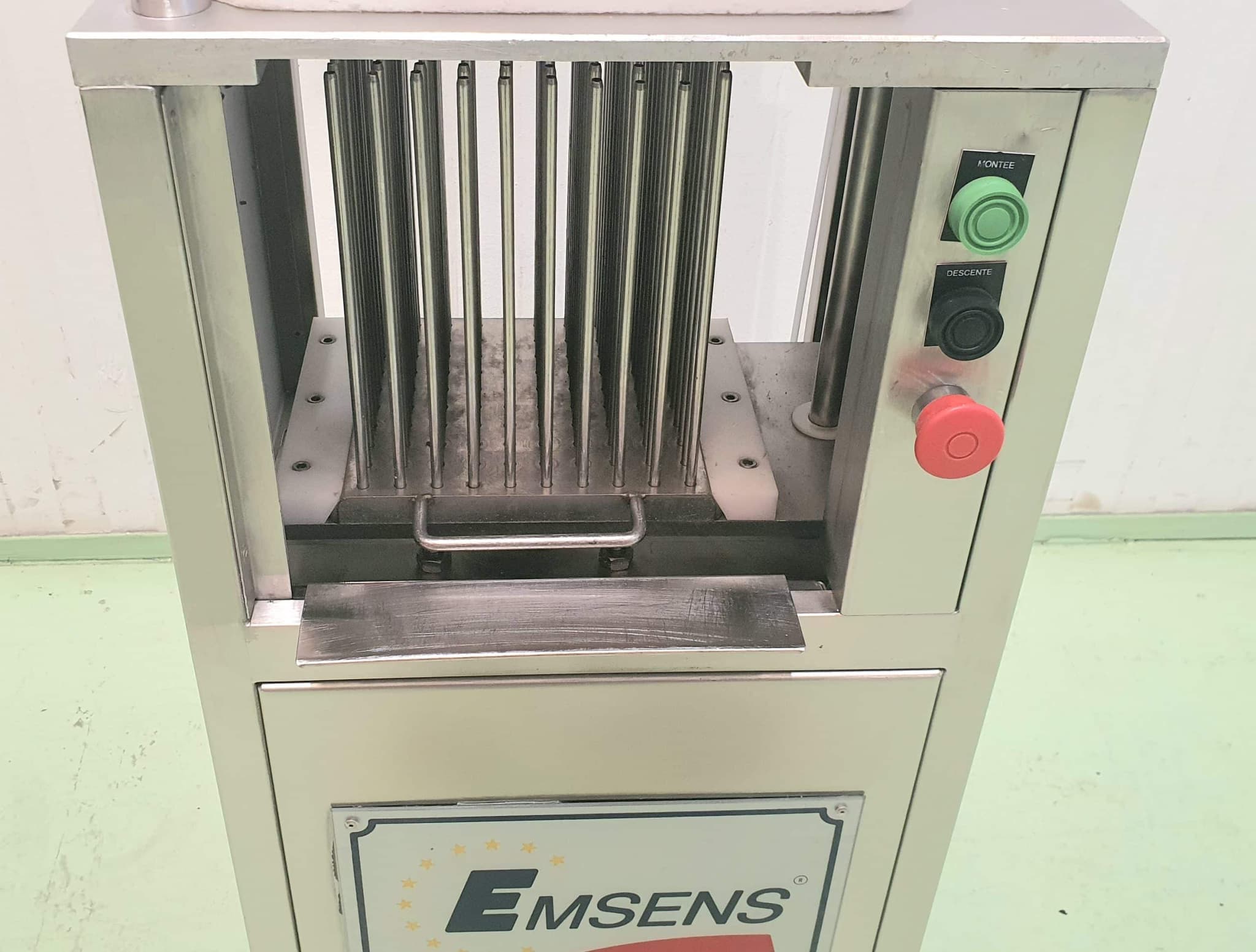 FORMADORA DE BROCHETAS EMSENS mod ESA II miniatura 4