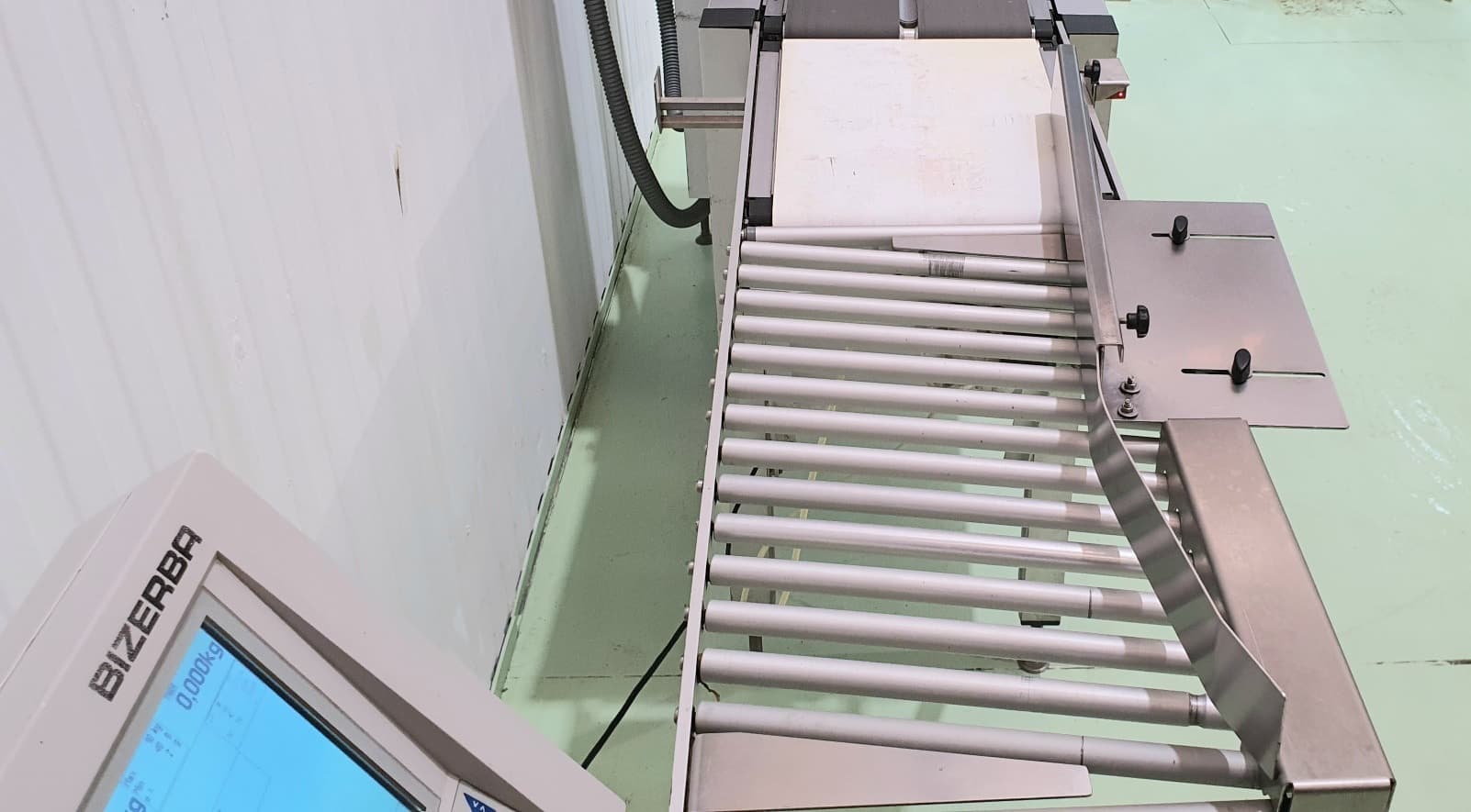 ETIQUETADORA PESADORA AUTOMÁTICA BIZERBA GV doble cabezal miniatura 10