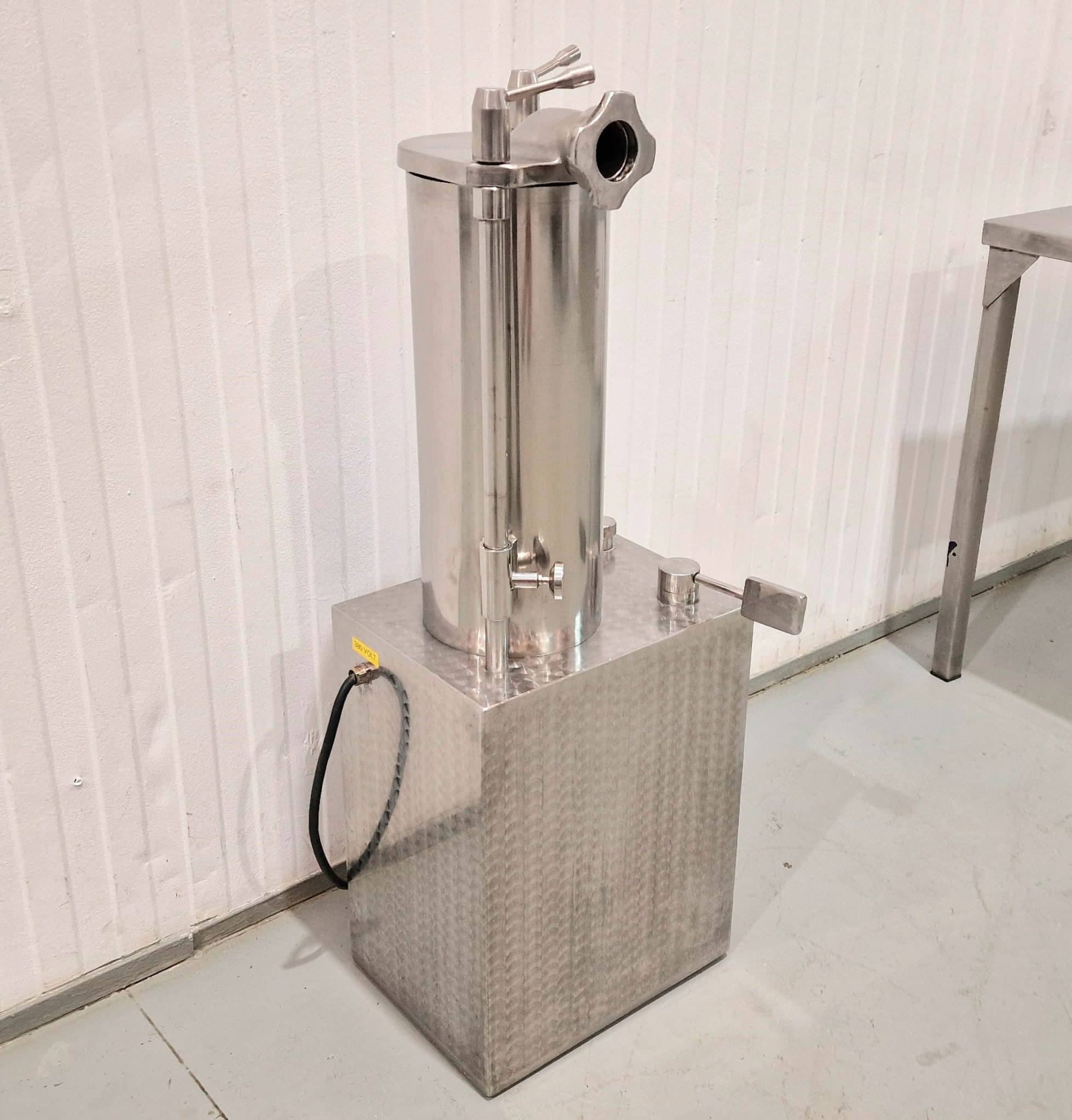 EMBUTIDORA PISTÓN IBERCARN 12L