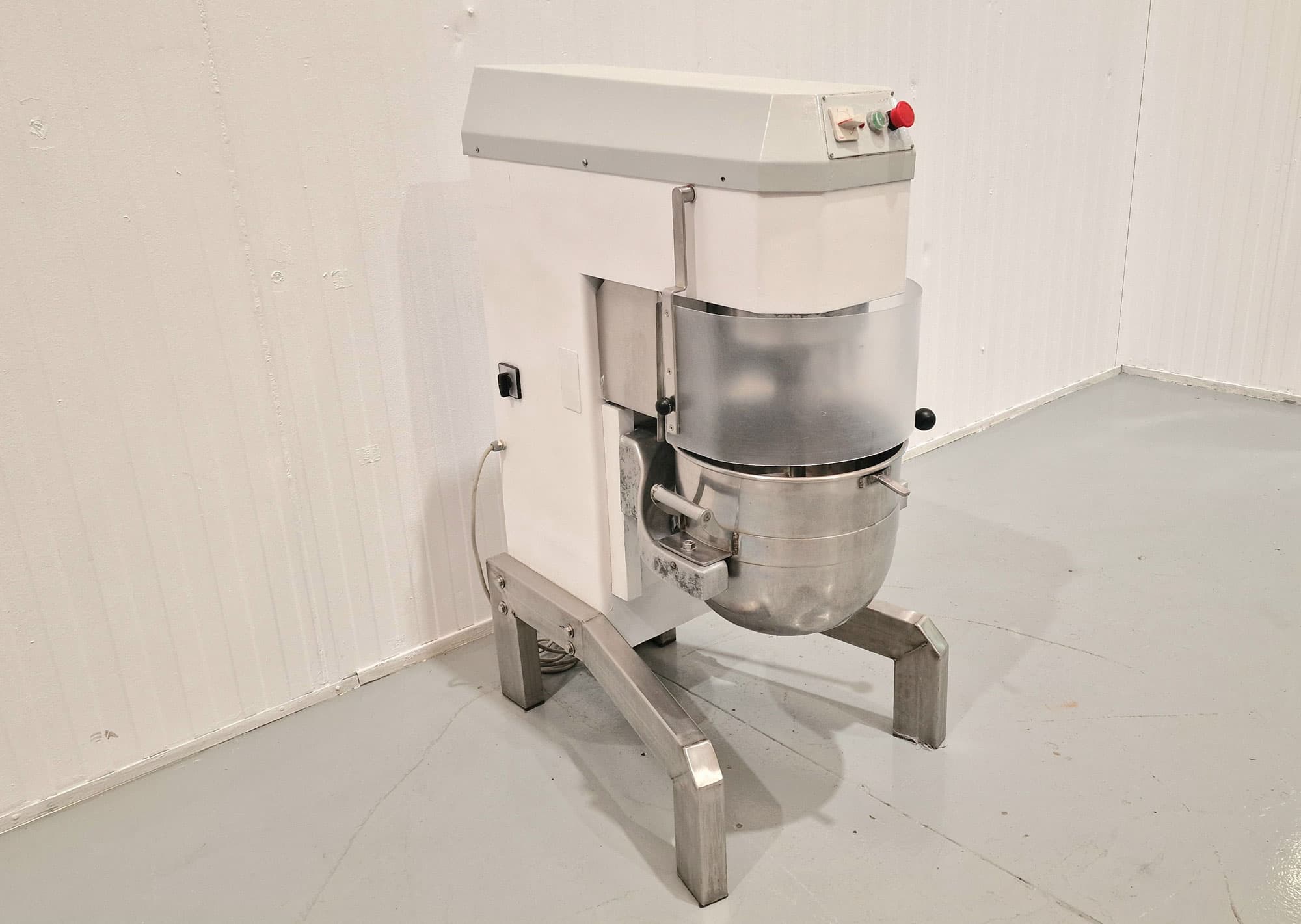 AMASADORA PLANETARIA DE PASTELERIA 30 LITROS miniatura 6