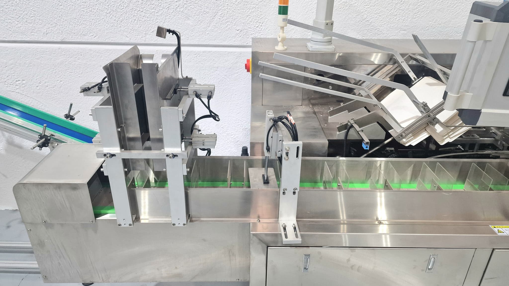 Envasadora en cartoncillo miniatura 9