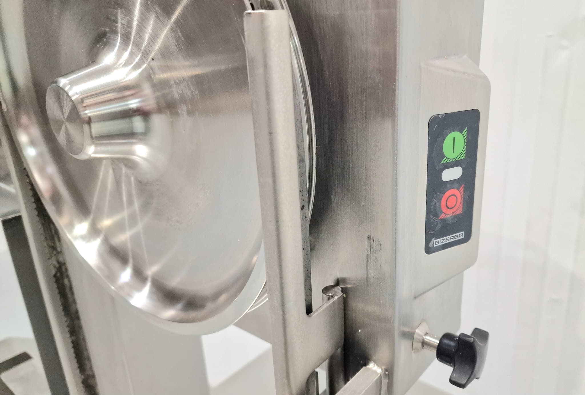 Sierra de cinta Bizerba mod. FK32 miniatura 8