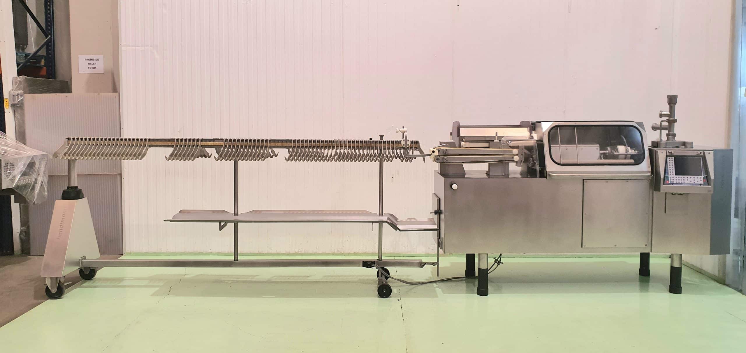 LINEA DE EMBUTICIÓN DE SALCHICHAS HANDTMANN SISTEMA AL FPVLH 242