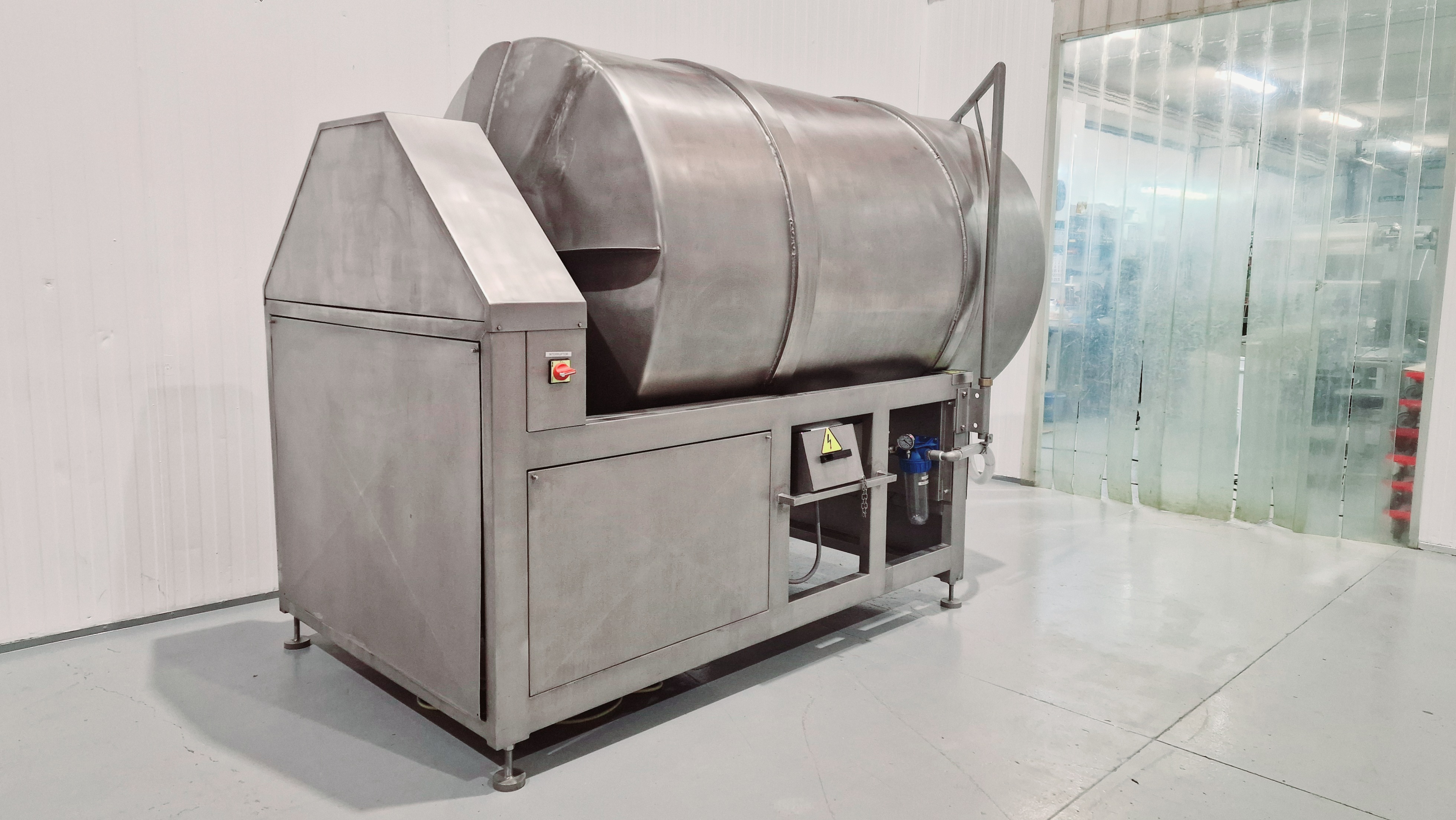 BOMBO GERNAL 3000L CON VACÍO