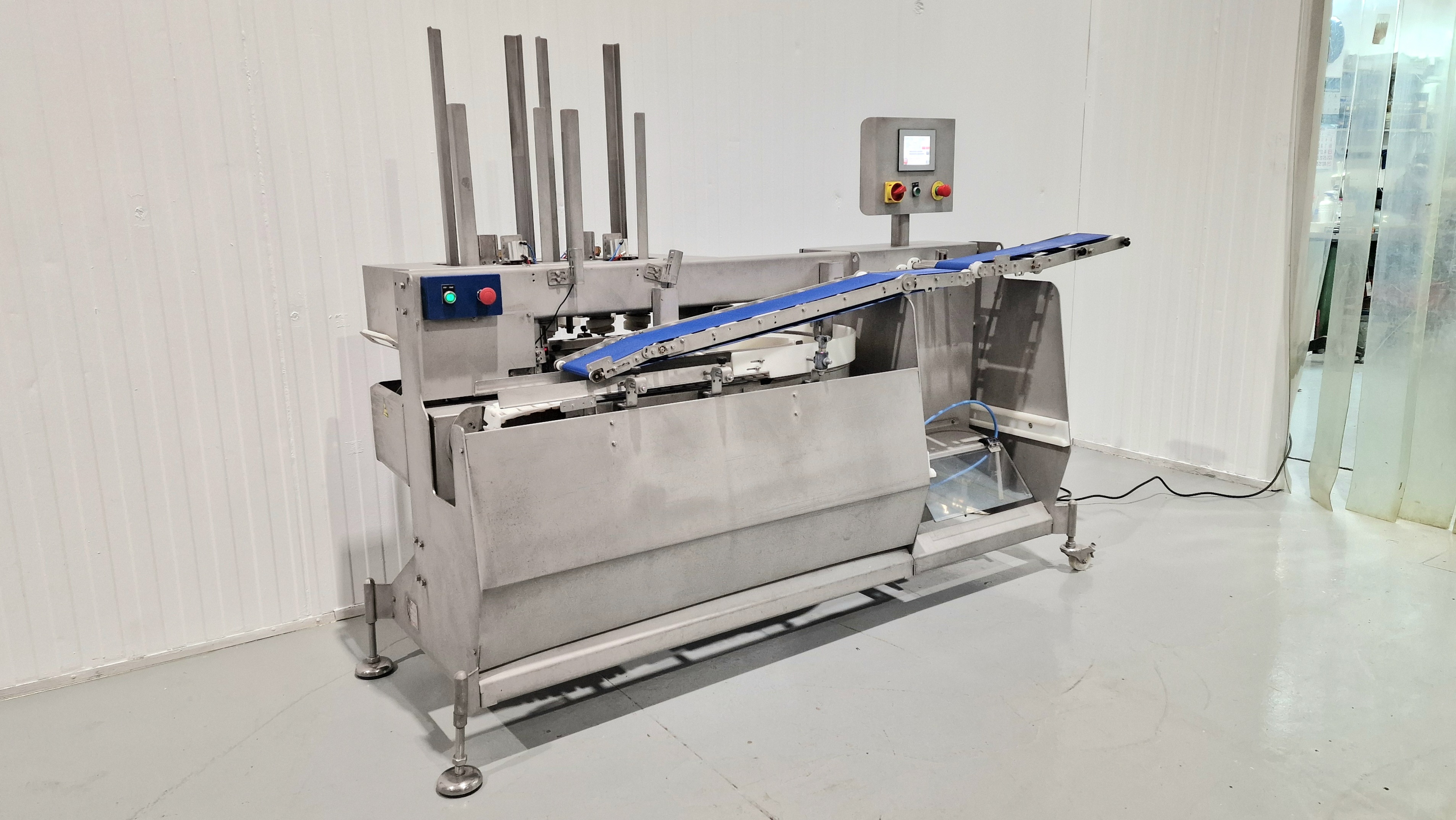 Dispensador de bandejas DORDAL CST.2